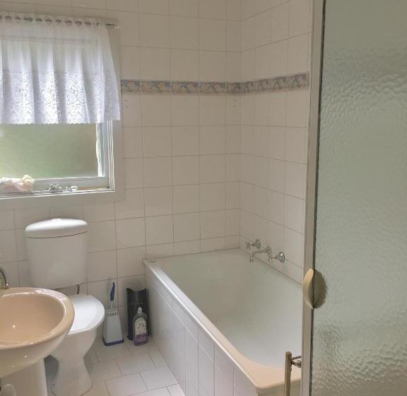 צימר Wildwood Lodge