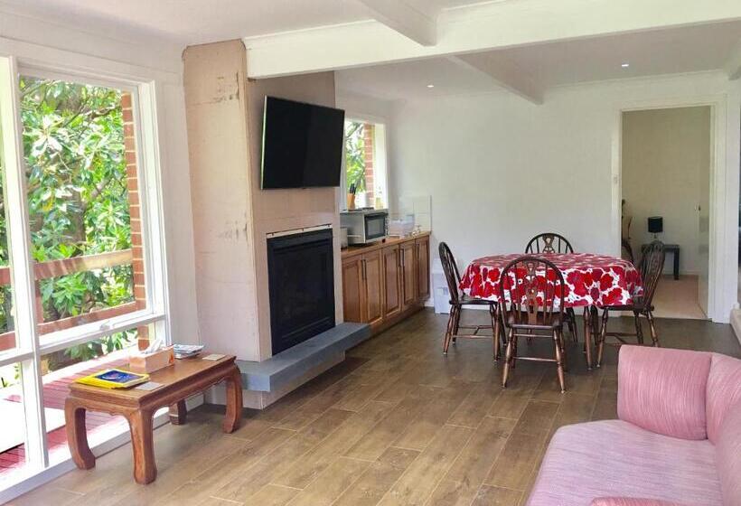 צימר Wildwood Lodge