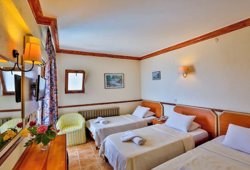 Club Hotel Gultur