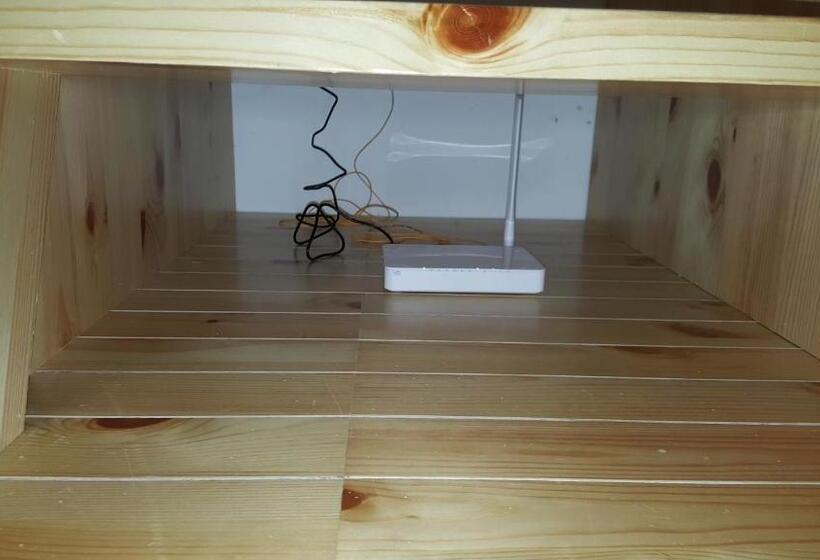 D Calton Seaview Apartment