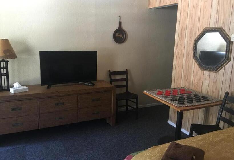 Dusty Boots Motel & Cafe