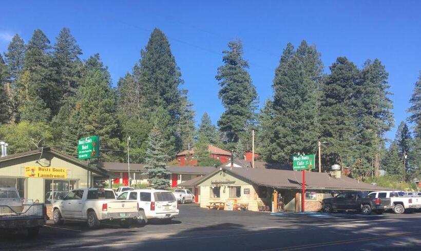 Dusty Boots Motel & Cafe