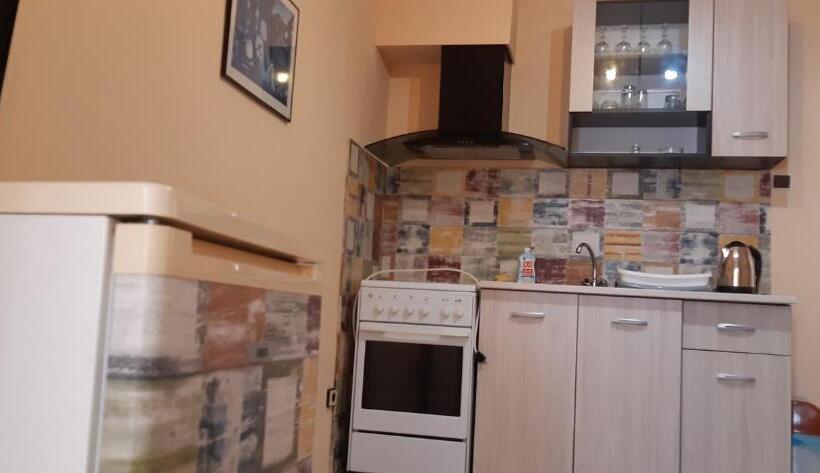 Family Hotel California   Varna