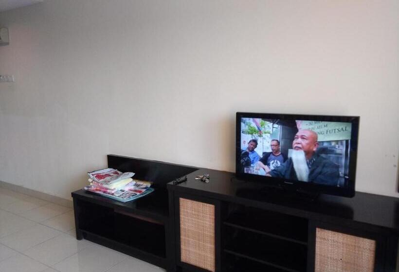 Gold Coast Morib International Resort Studio Room