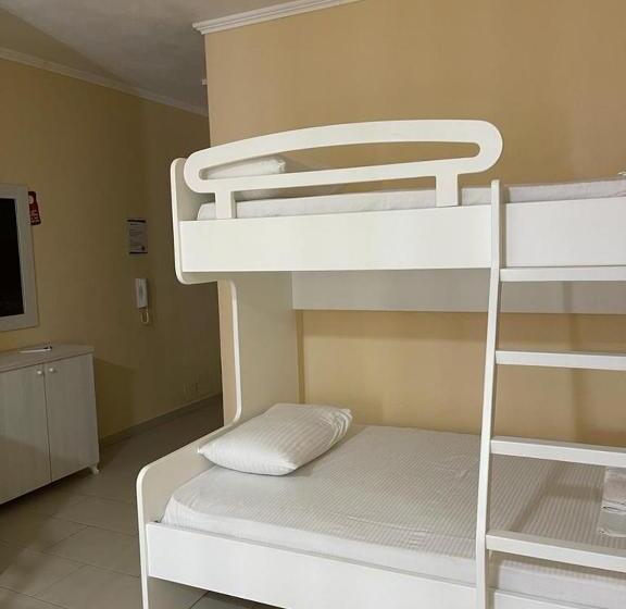 בית מלון כפרי Adria