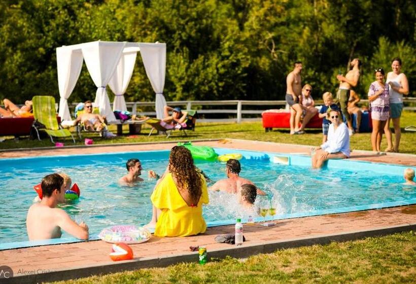 בית מלון כפרי Agrovillage