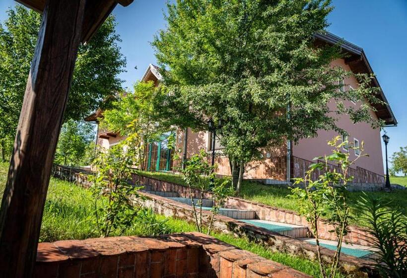 فندق Agrovillage