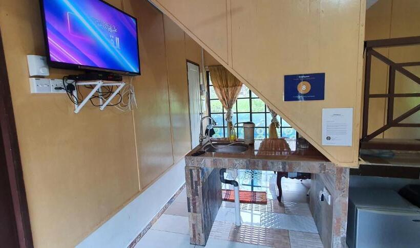 هتل Chalet Kampong Semawar