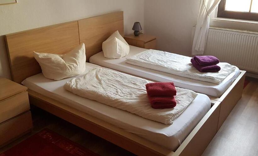 호텔 Garni Zum Löwen