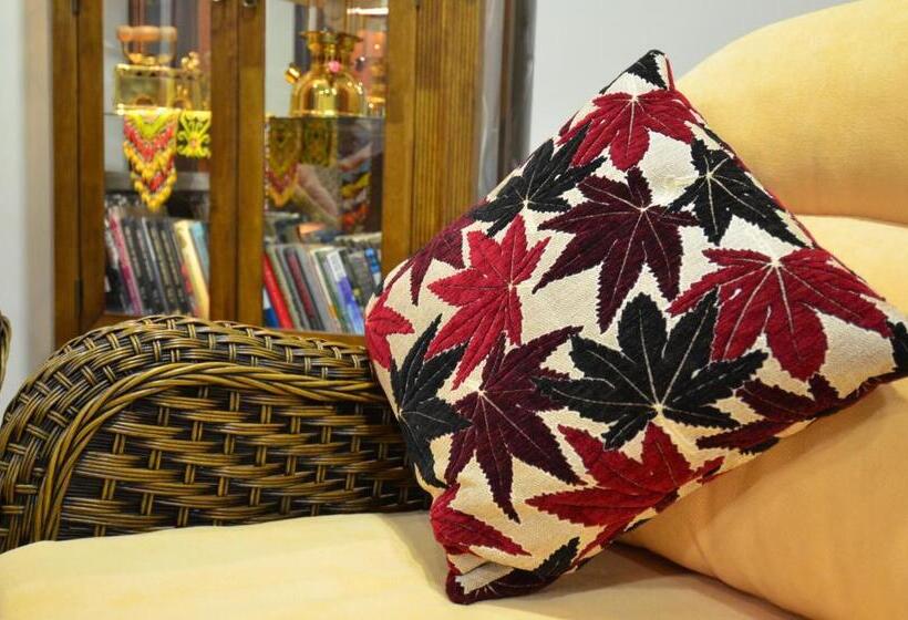 בית מלון כפרי Kooler Inn