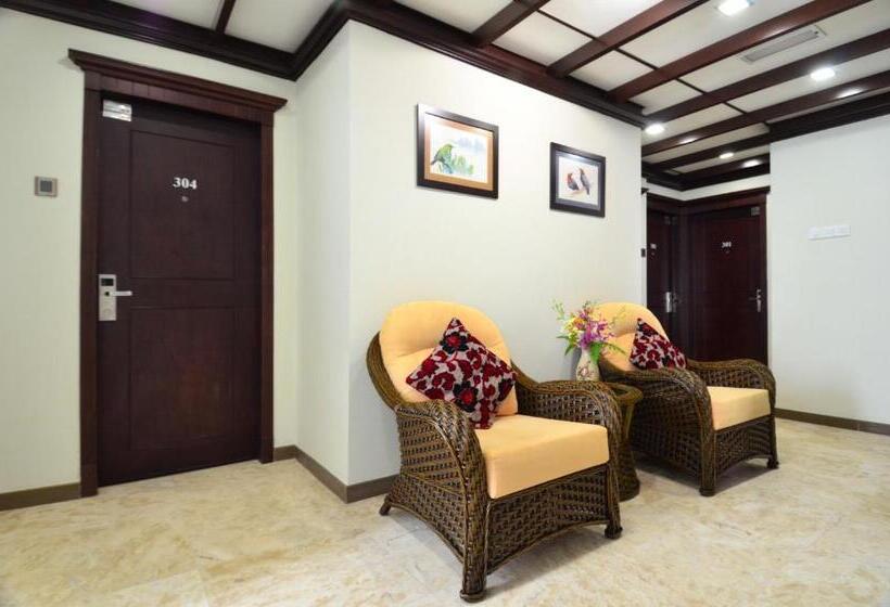 هتل Kooler Inn