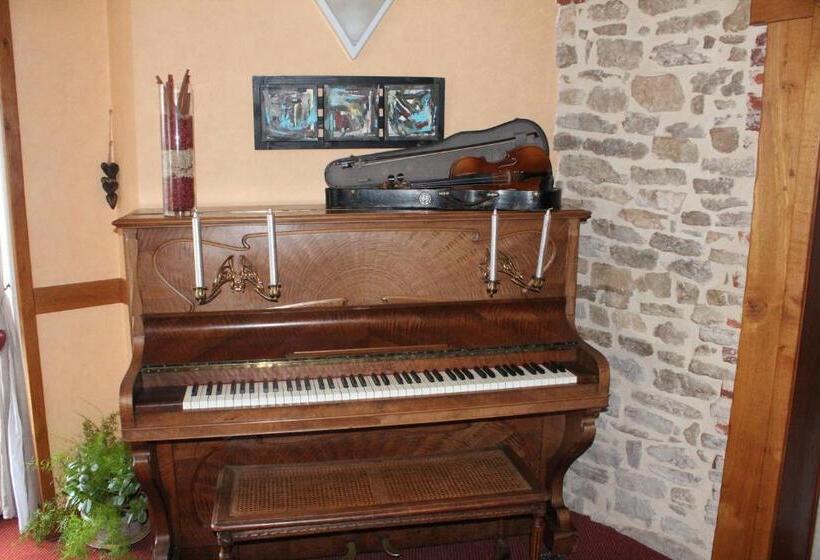 Отель La Maison Du Lac Chalain