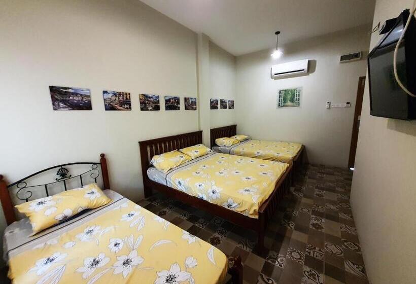 בית מלון כפרי Lodge 163 Ventures