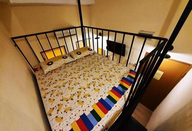 בית מלון כפרי Lodge 163 Ventures