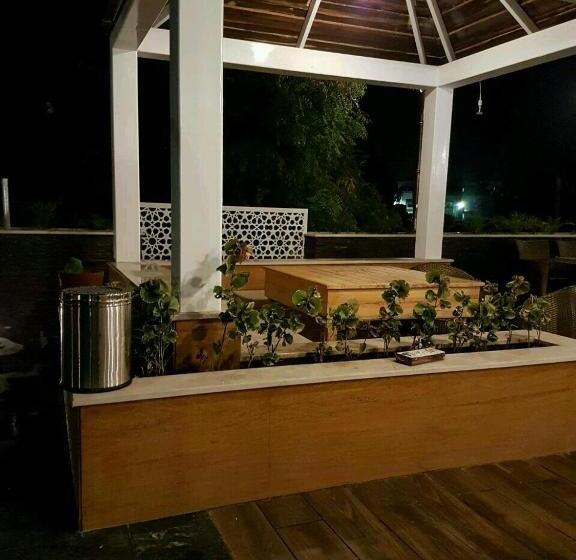 فندق Love Kush
