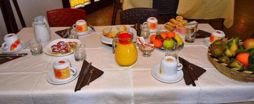 בית מלון כפרי Lu Rotu