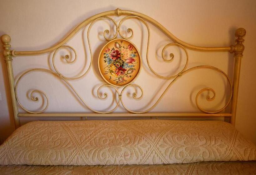 בית מלון כפרי Lu Rotu