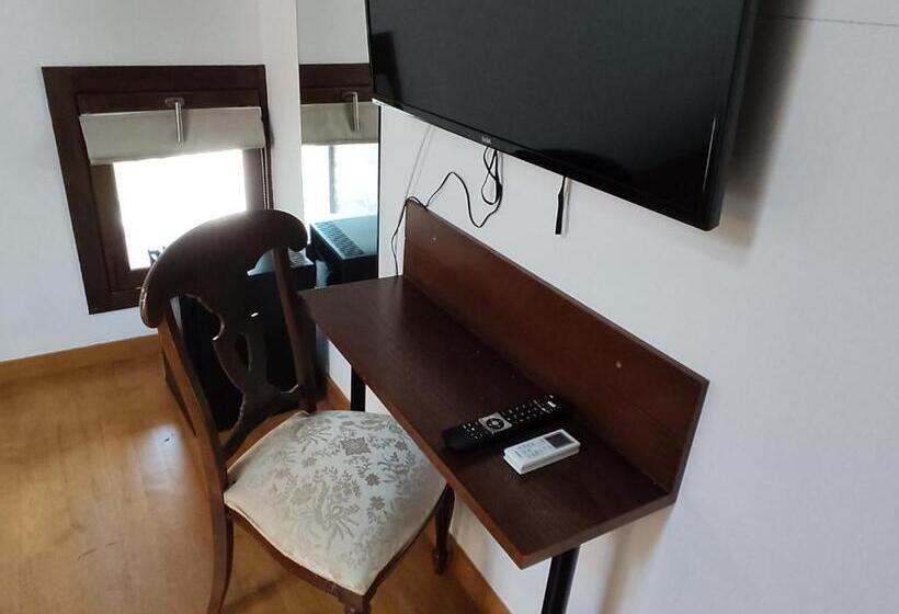 هتل Nap Palacio Marques De San Esteban