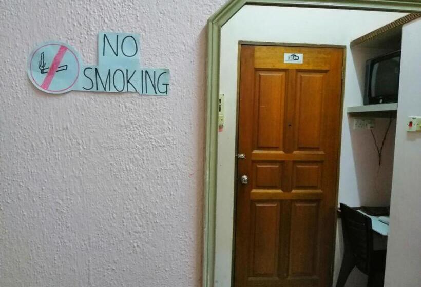 فندق New Budget Inn