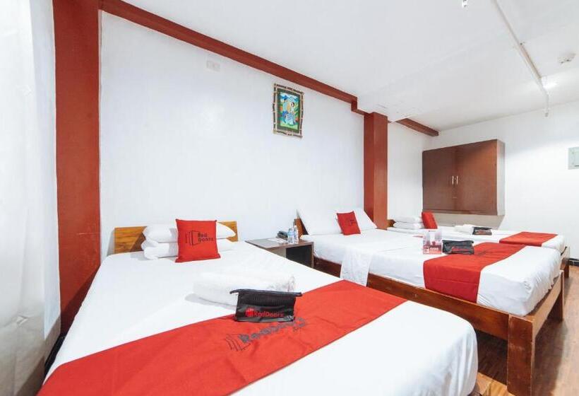 בית מלון כפרי Reddoorz At Nirvana Pension House