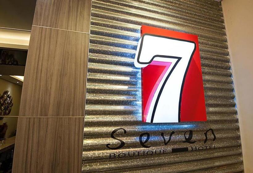 فندق Seven