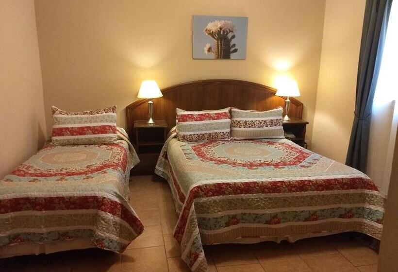 ホテル Suma Huasi