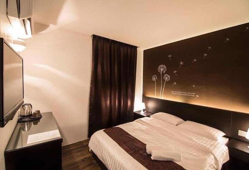 בית מלון כפרי The Grace