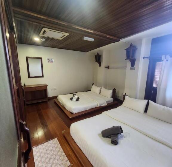 בית מלון כפרי Uptown Eco