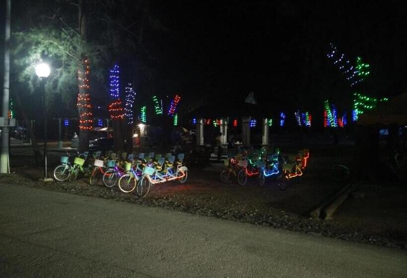 فندق على الطريق Mama Iman Guestroom