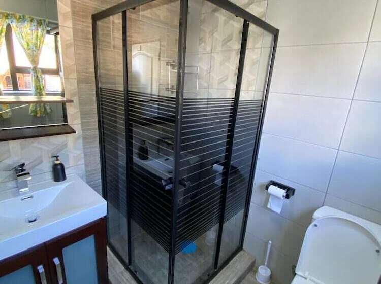 Пансион Airport Imperial Guest House