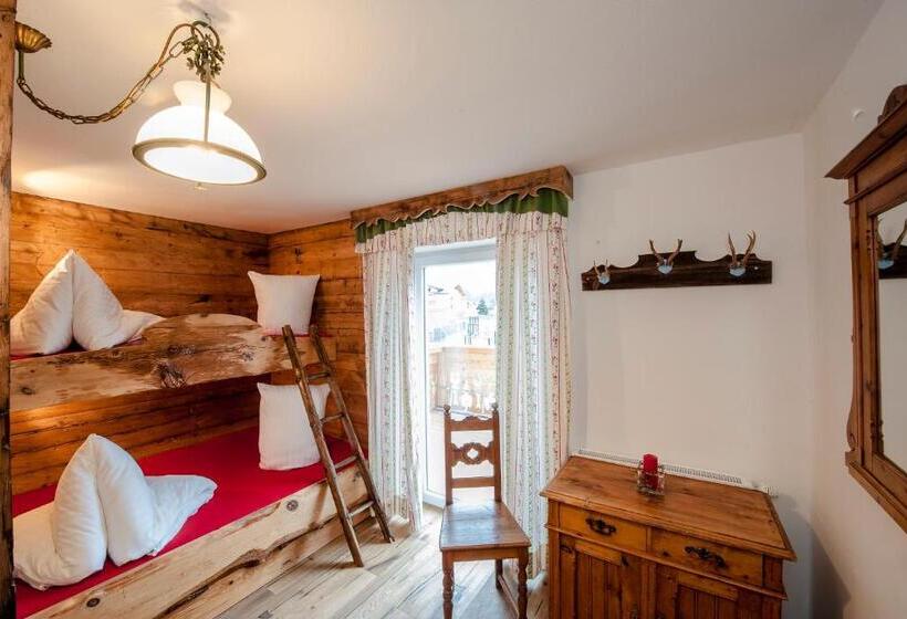 Пансион Alpenhostel Das Besenhaus