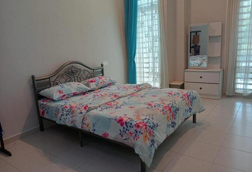 بنسيون Amara Homestay Kuantan