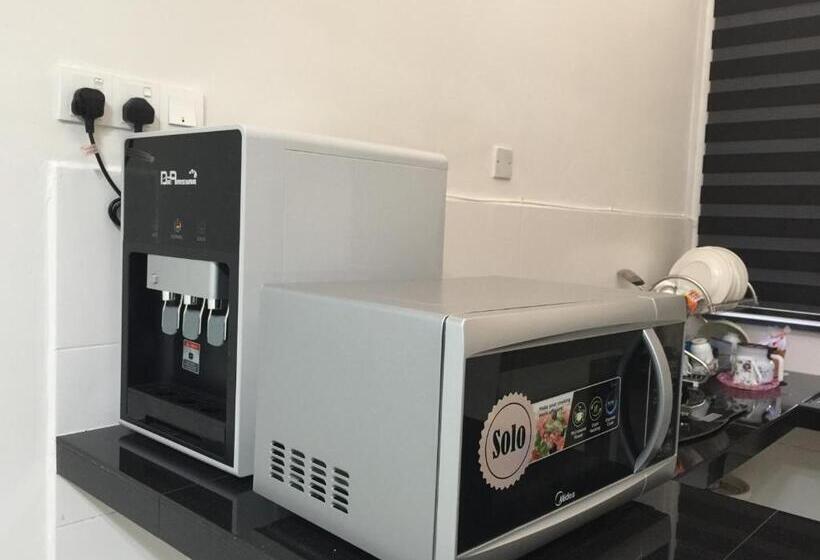 بنسيون Ana Guest House Jalan Airport Kuantan