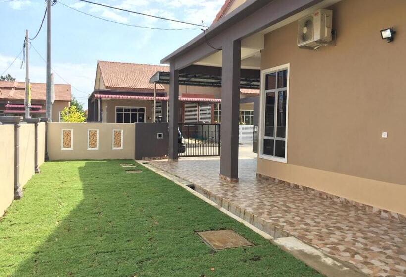 بنسيون Ana Guest House Jalan Airport Kuantan