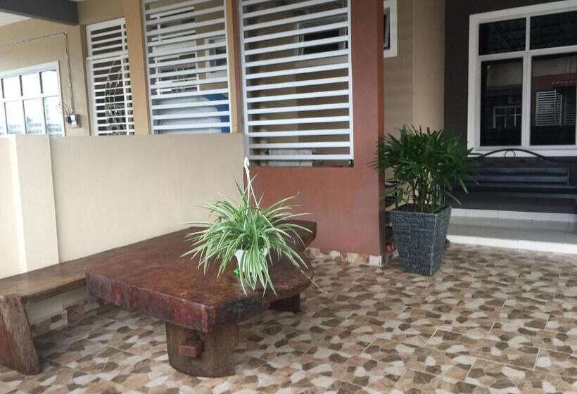 بنسيون Ana Guest House Jalan Airport Kuantan