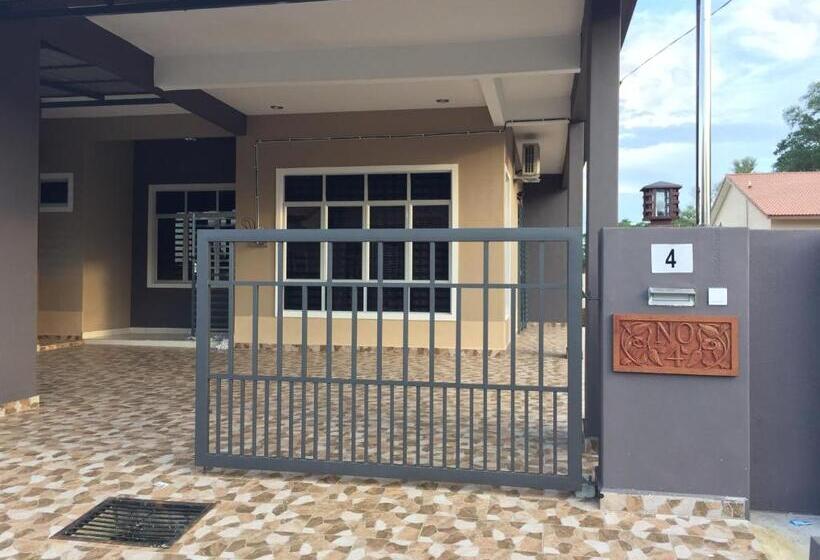 پانسیون Ana Guest House Jalan Airport Kuantan