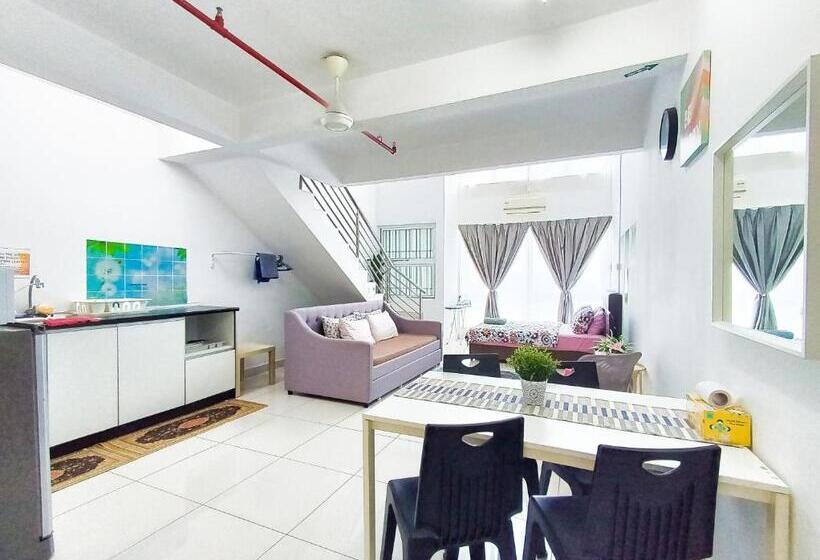 Majatalo Azfa Duplex Suite At De Centrum Putrajaya Bangi Free Wifi