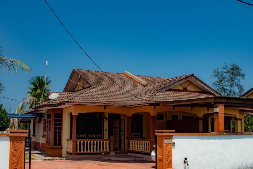 بنسيون Beachland Guesthouse