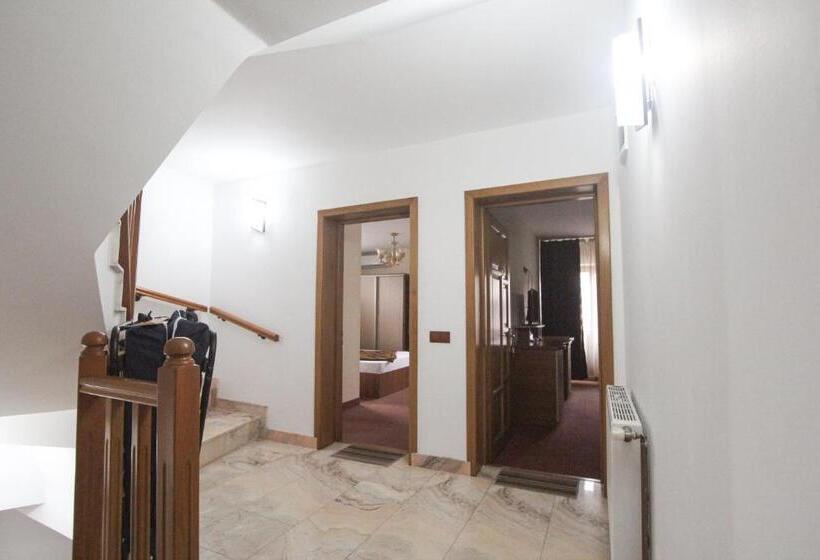 פנסיון Casa Teju