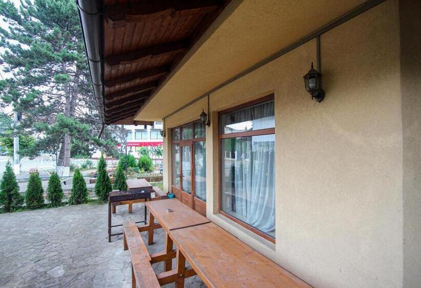 פנסיון Casa Teju