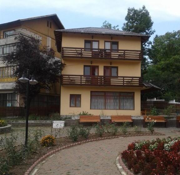 פנסיון Casa Teju