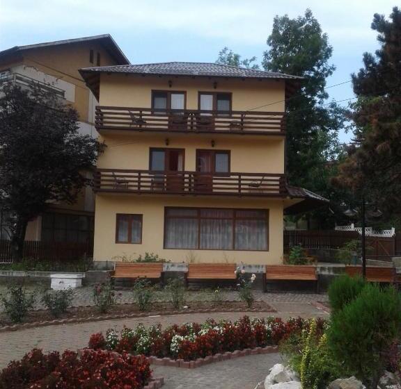 פנסיון Casa Teju