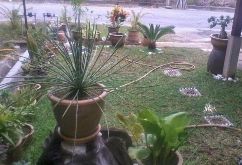 ペンション Deegee Homestay