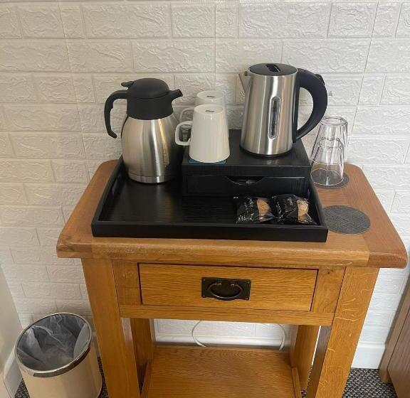 Пансион Evening Tide