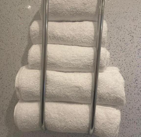 Пансион Evening Tide