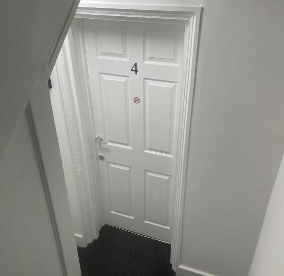 Пансион Evening Tide