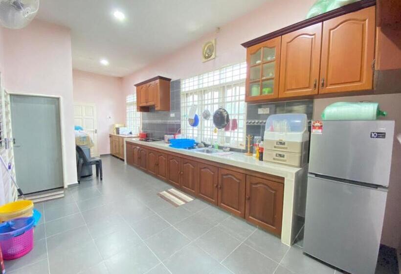 بنسيون Family Homestay