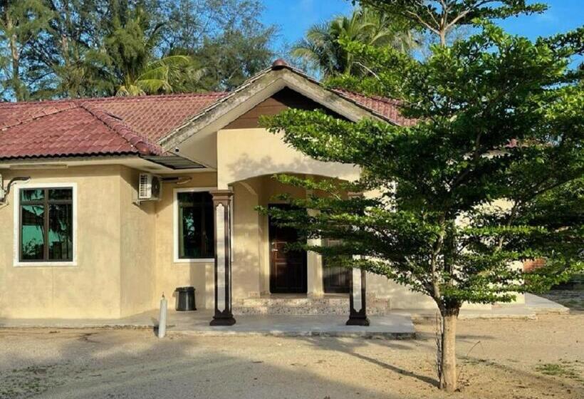 膳宿费 Faris S Homestay & Resort