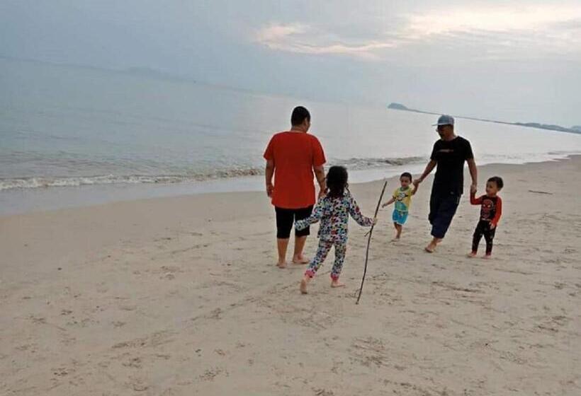 膳宿费 Faris S Homestay & Resort