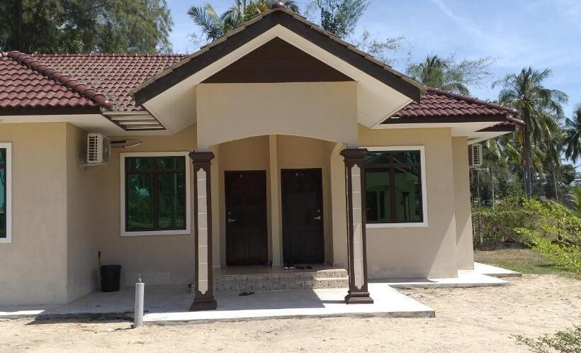 بنسيون Faris S Homestay & Resort